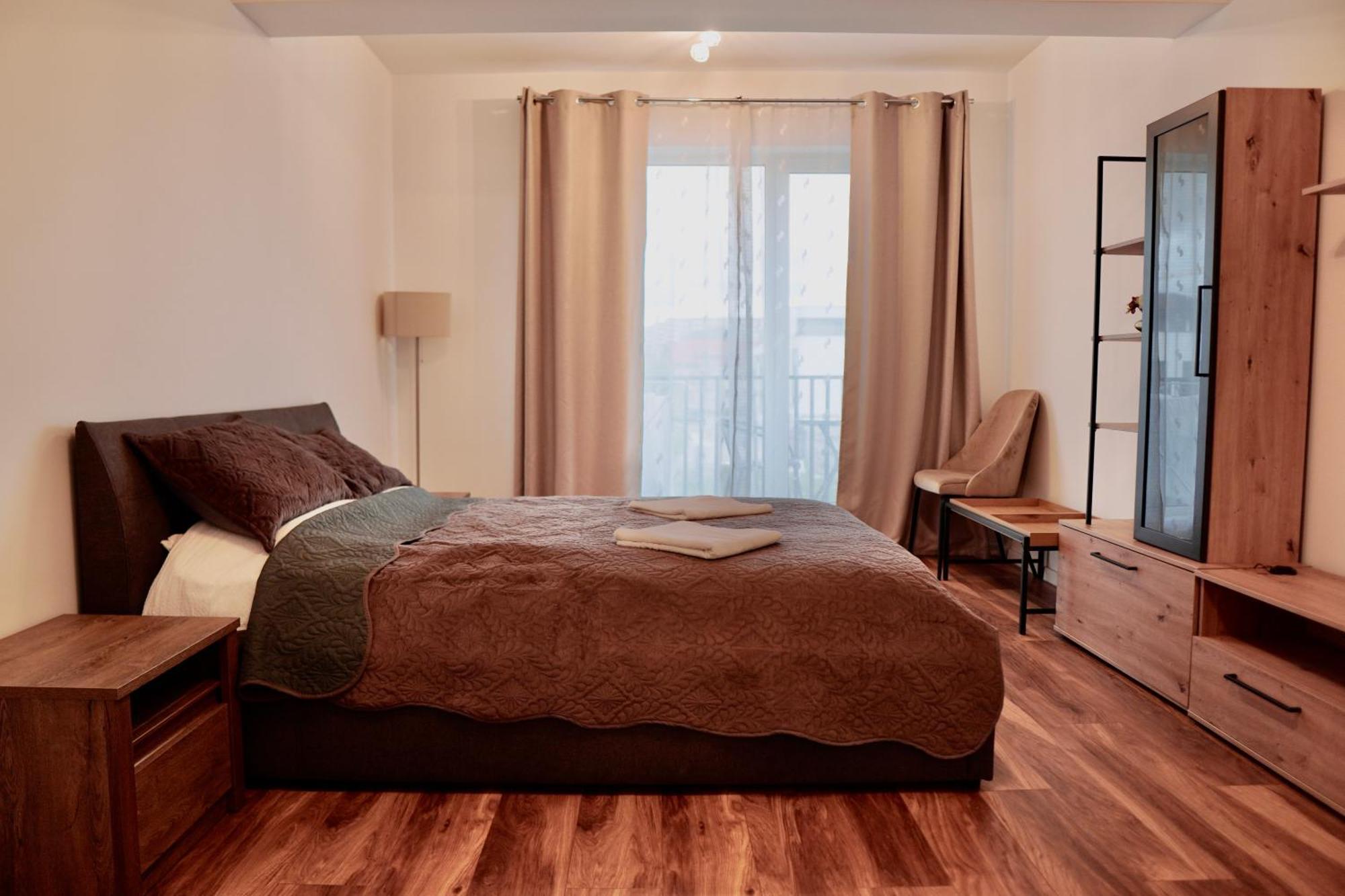 Coresi Luxury Sinuhe Residents Studio For 4 Braşov Eksteriør billede